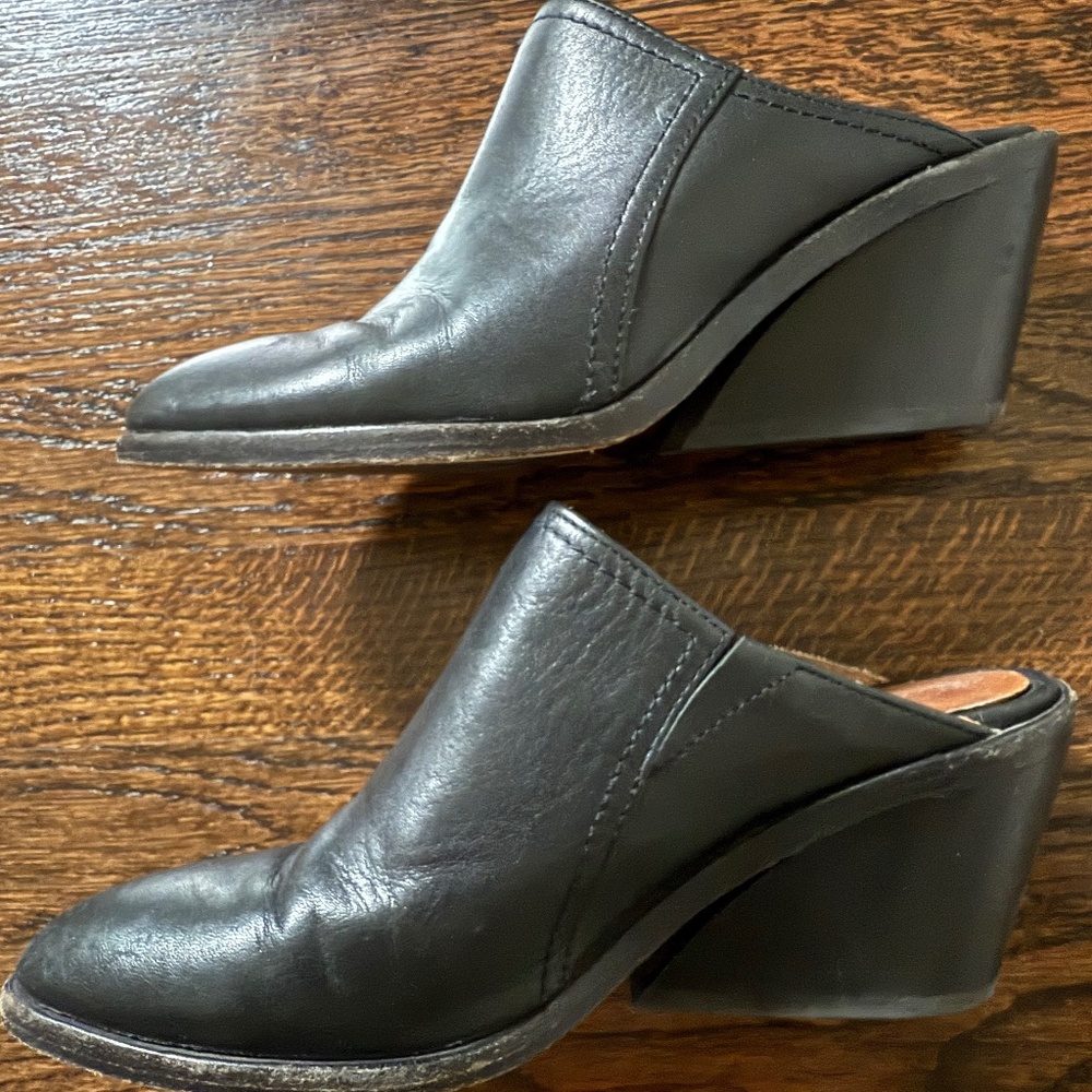 Frye Serena Mule, Size 6